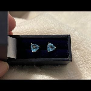 9k yellow gold blue topaz earrings